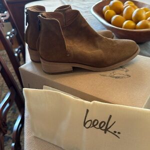Beeks Falcon boots with box and dust bag